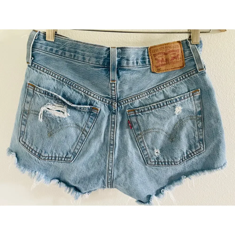 Levi’s 501 Distressed Denim Shorts High Rise Light Wash Cutoff 25 - Picture 4 of 10